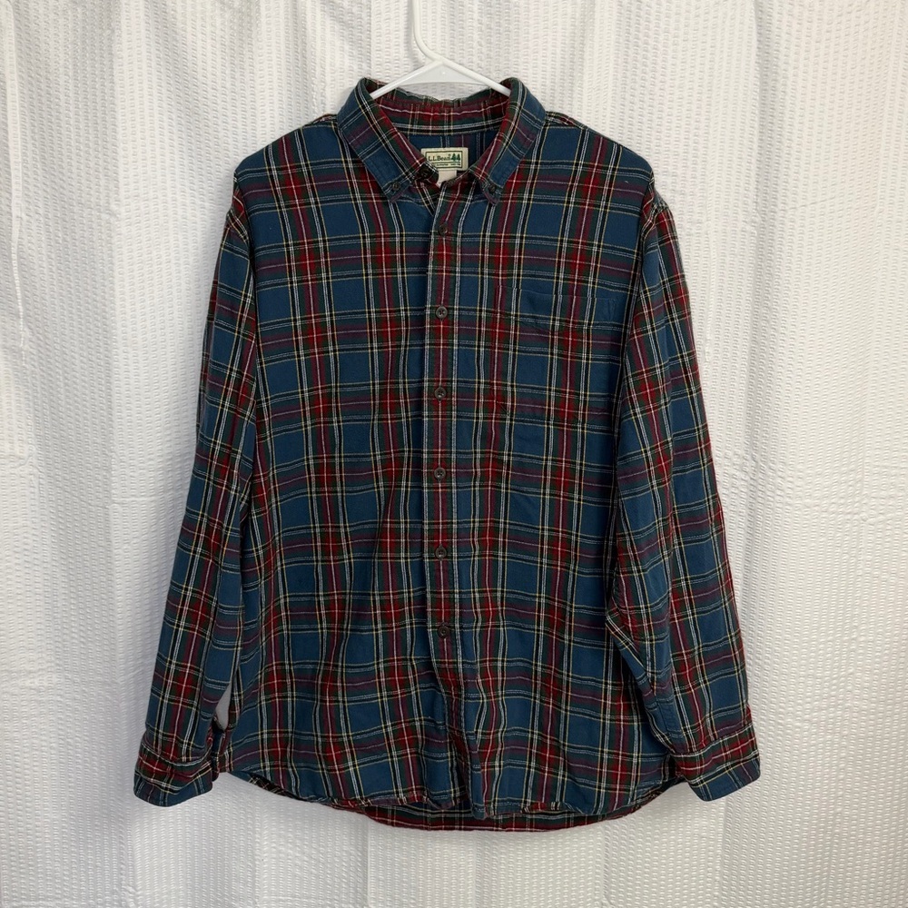L.L. Bean Men's Large Regular Flannel Shirt Blue Red Plaid 100% Cotton